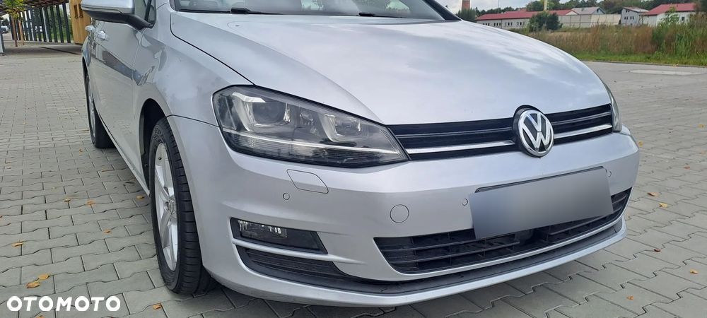 Volkswagen Golf - 10