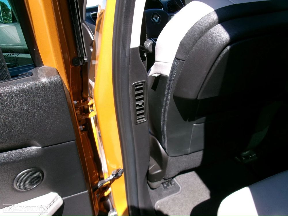 Renault Scénic 1.7 Blue dCi Bose Edition EDC - 22