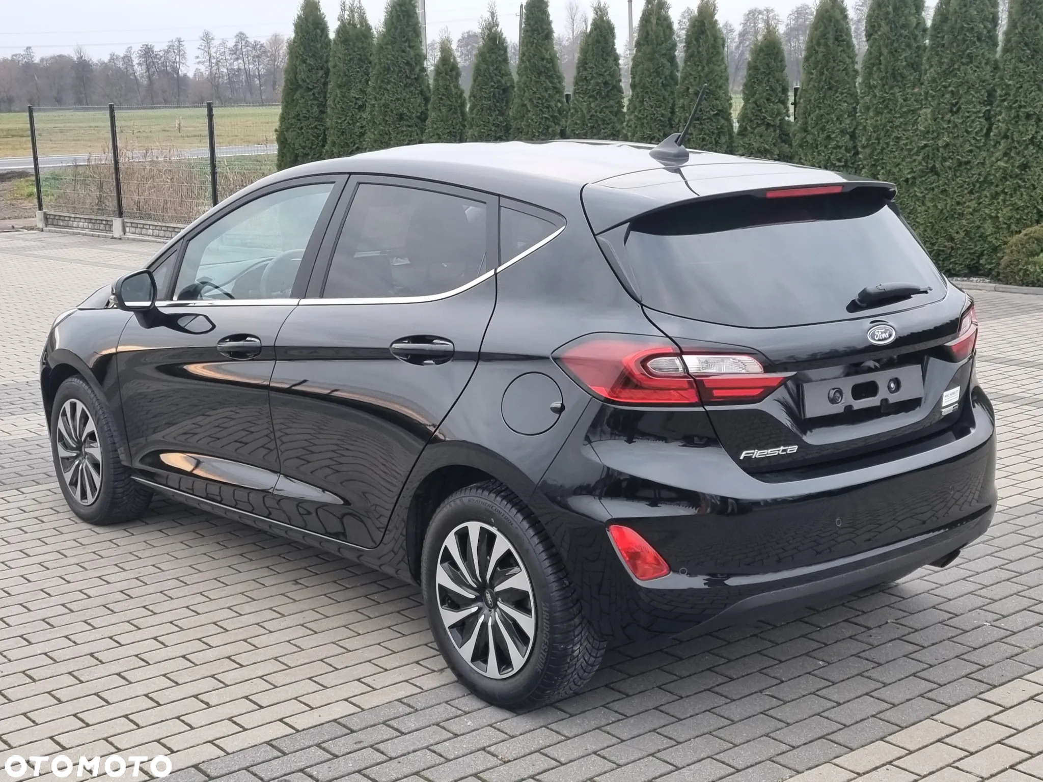 Ford Fiesta 1.0 EcoBoost Hybrid S&S TITANIUM - 5