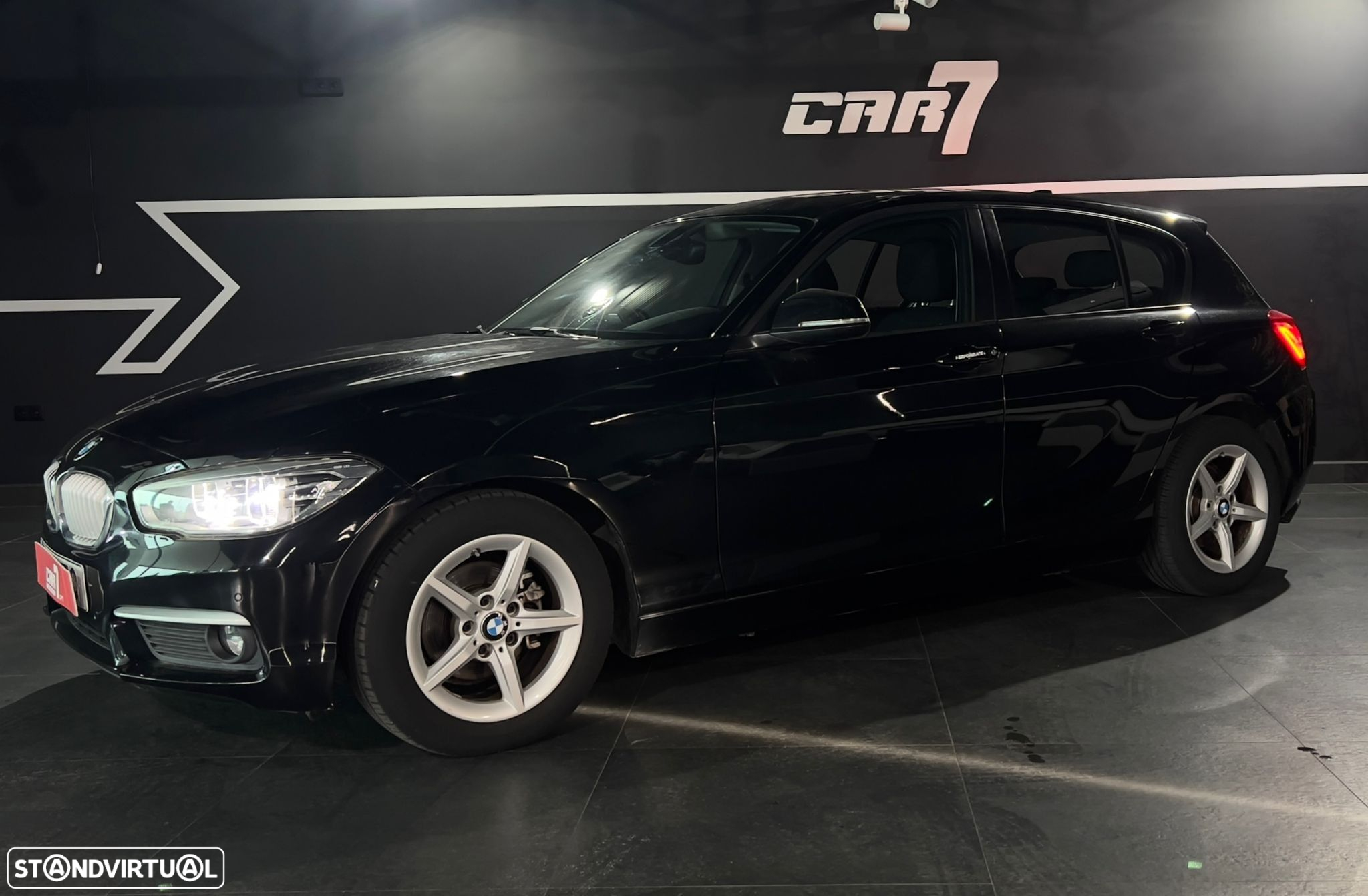 BMW 116 d Sport Line - 2