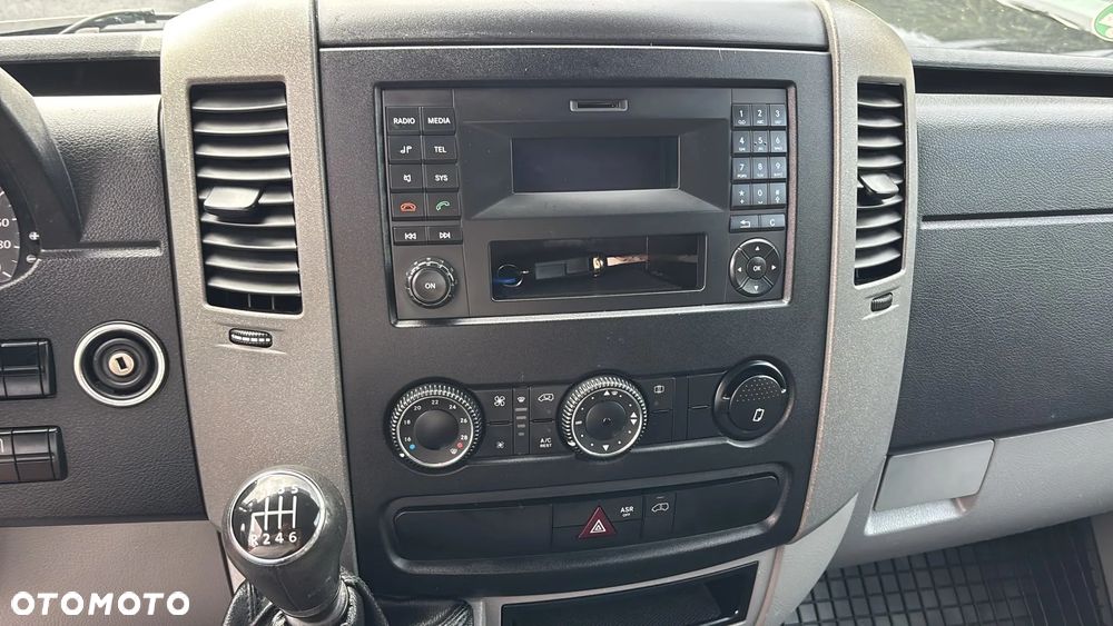 Volkswagen Crafter - 14