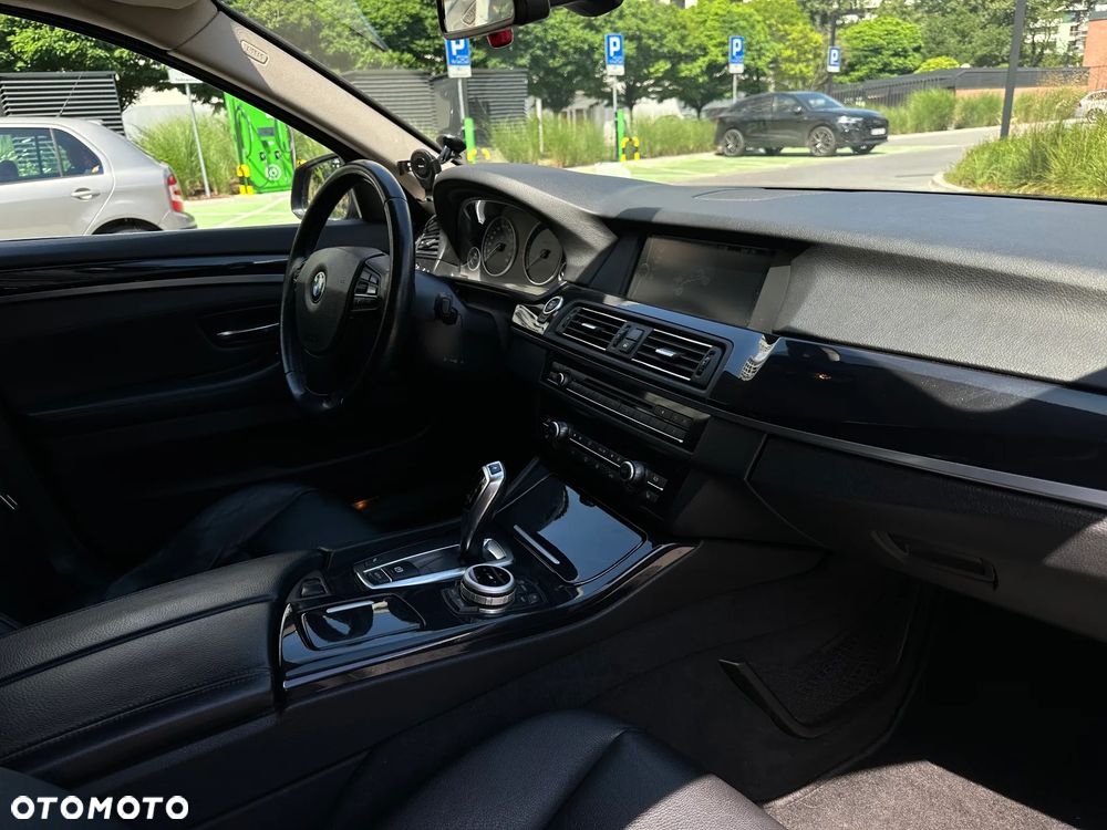 BMW Seria 5 520d - 19