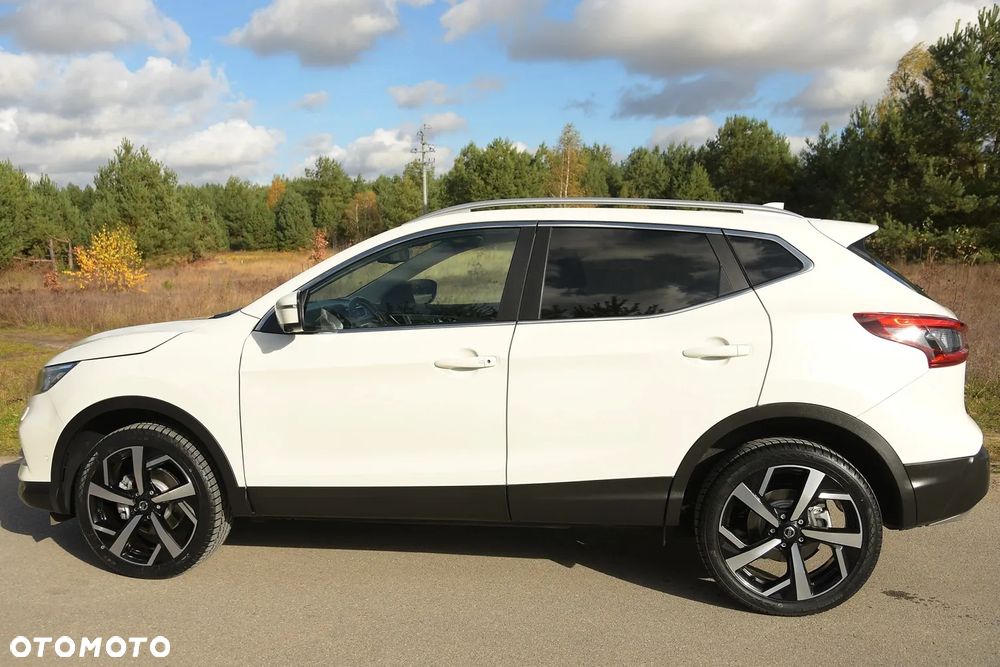 Nissan Qashqai 1.6 DIG-T TEKNA+ - 4