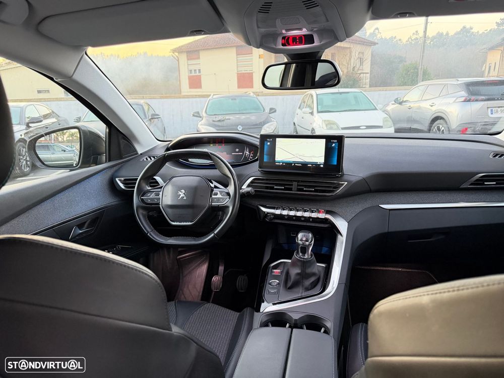 Peugeot 3008 1.5 BlueHDi Allure - 32