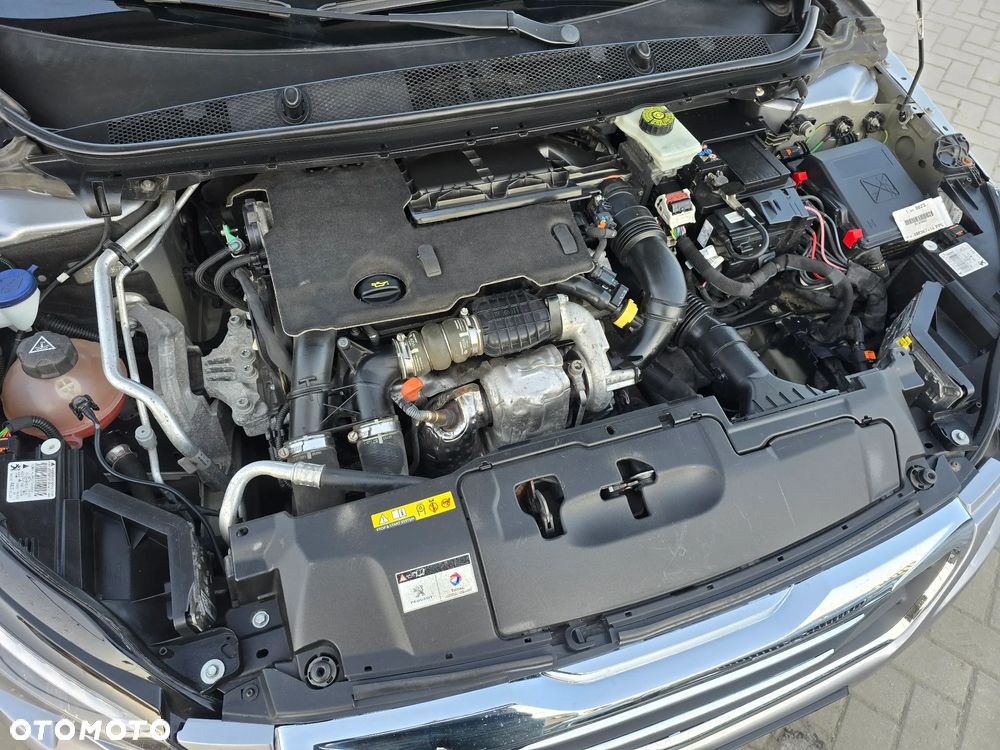Peugeot 308 - 16