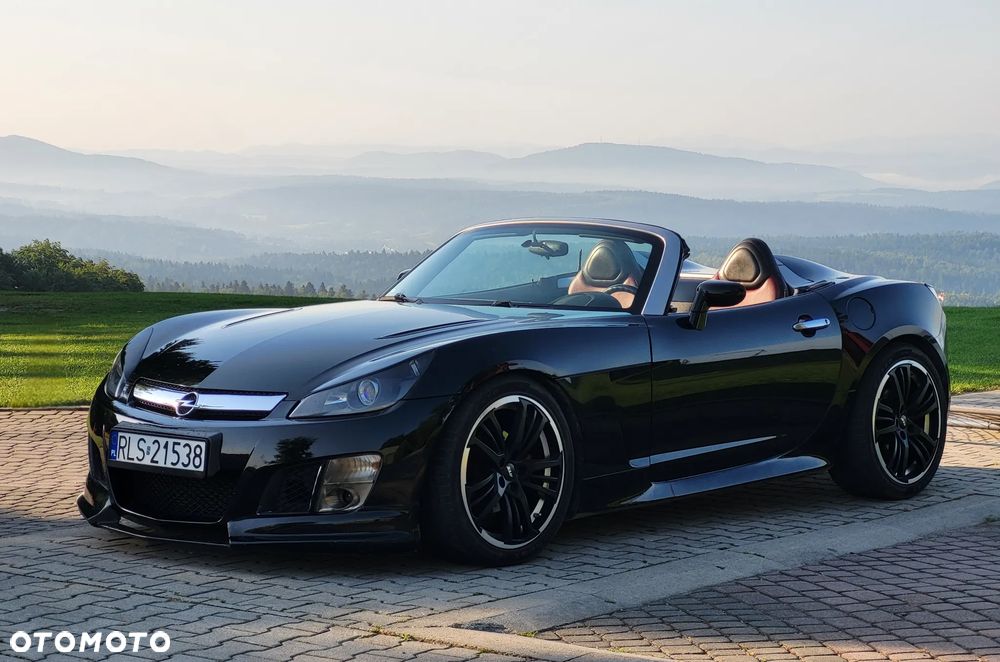 Opel GT 2.0 Turbo - 1