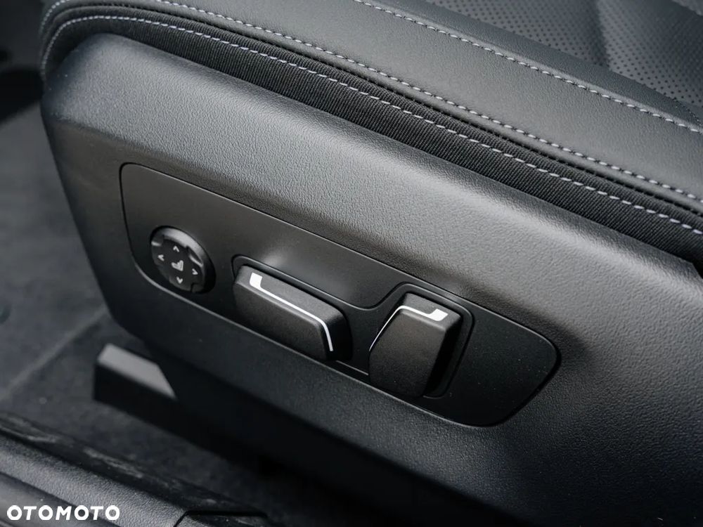 BMW Seria 5 530e PHEV - 14