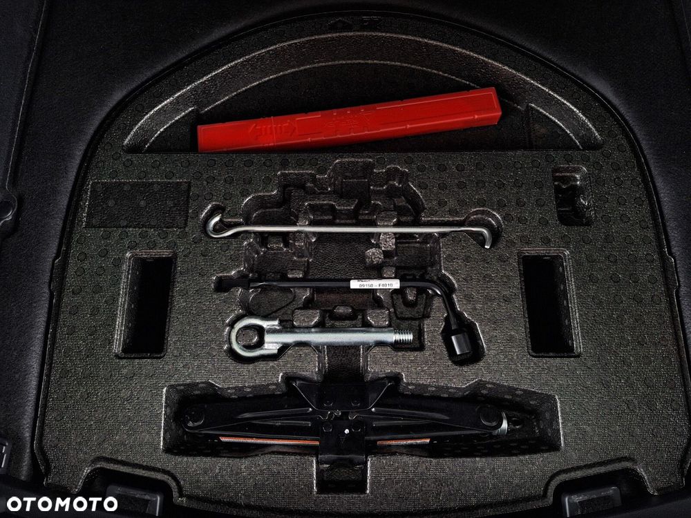 Toyota Corolla 1.8 Hybrid Comfort - 40