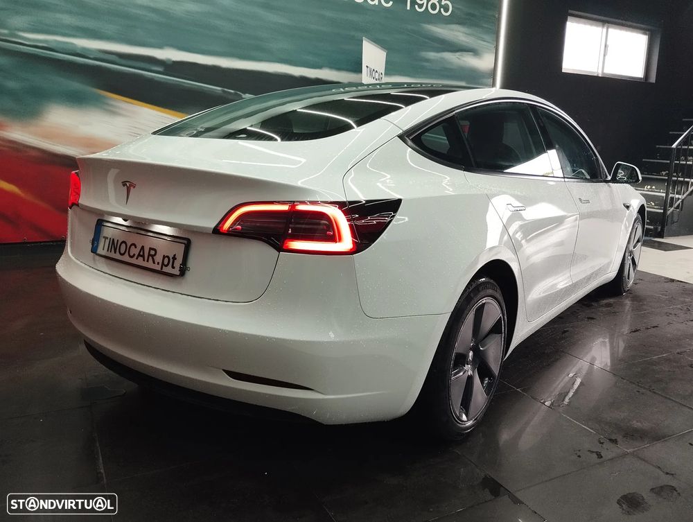 Tesla Model 3 Long Range Tração Traseira - 5