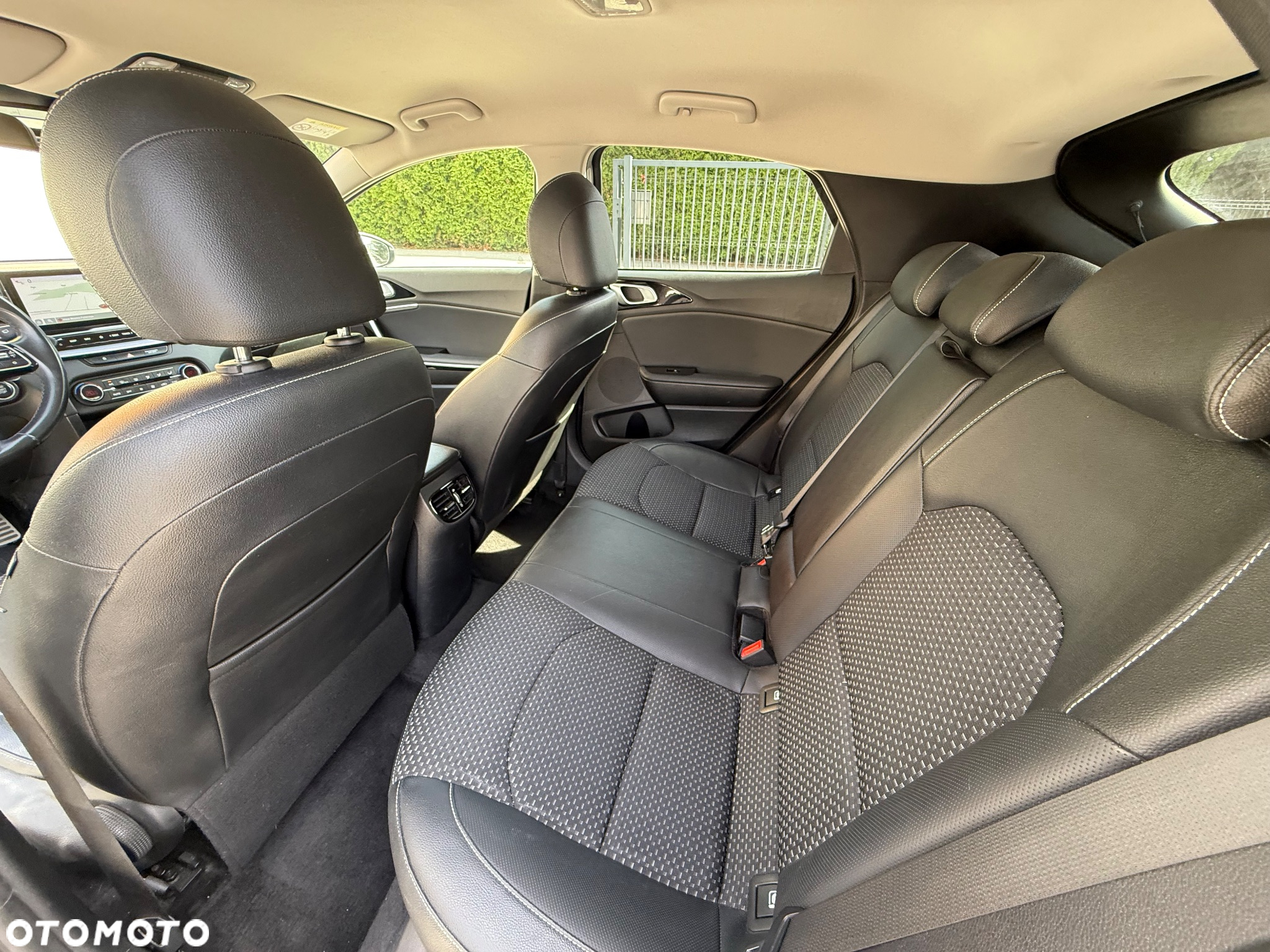 Kia XCeed 1.6 CRDi mHEV Prestige Line DCT - 10