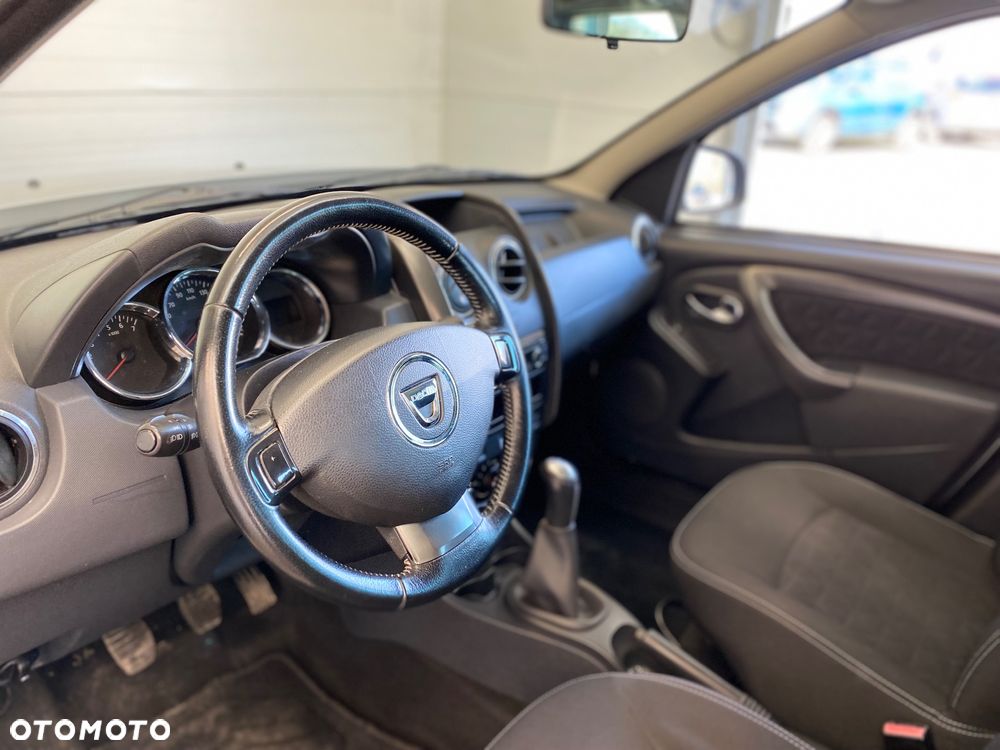 Dacia Duster 1.6 Laureate - 10