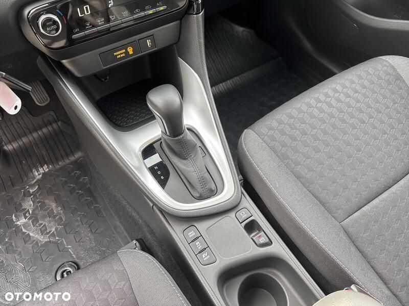 Toyota Yaris Hybrid 1.5 Comfort - 16