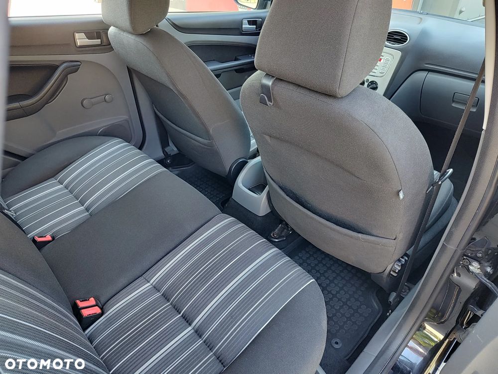 Ford Focus 1.6 TDCi Trend - 9