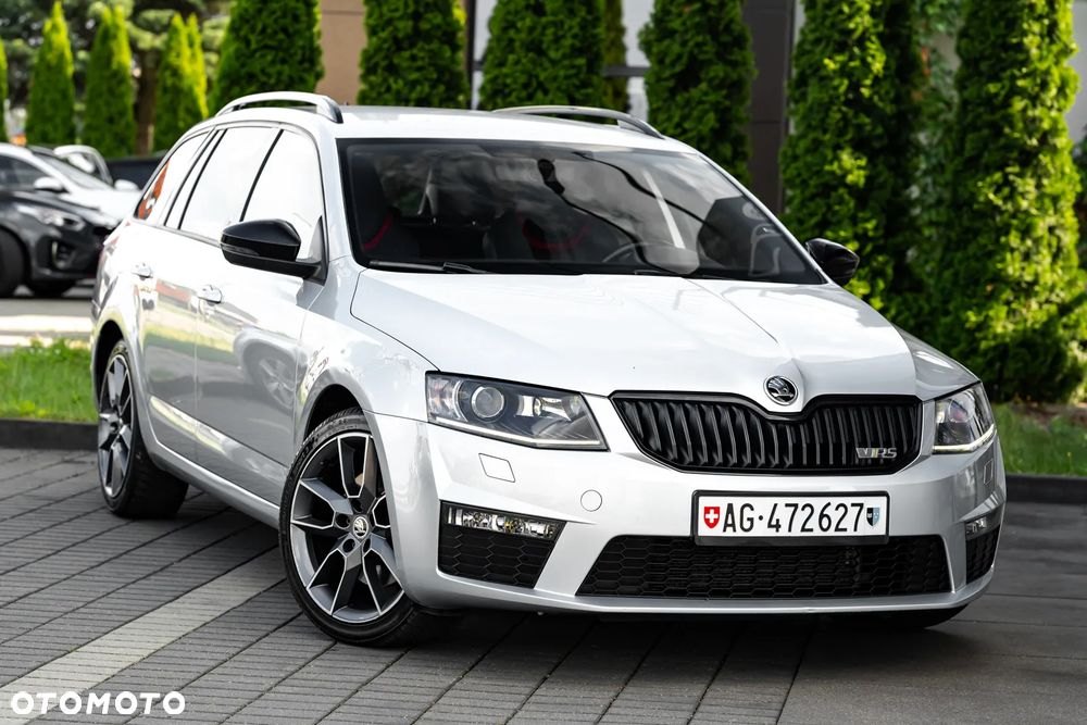 Skoda Octavia 2.0 TDI DSG RS - 5