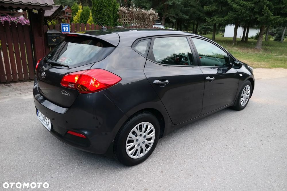 Kia Ceed 1.4 L - 7