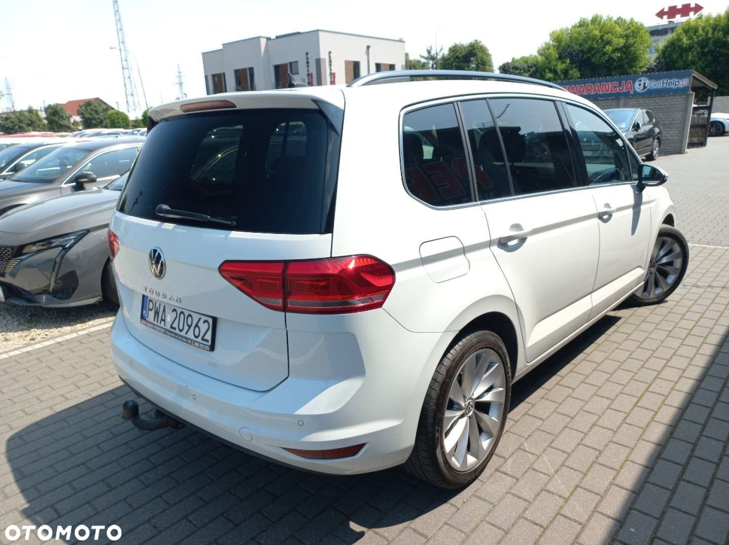 Volkswagen Touran - 8