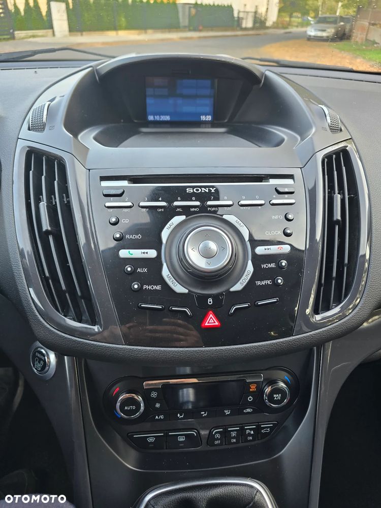 Ford Kuga - 23