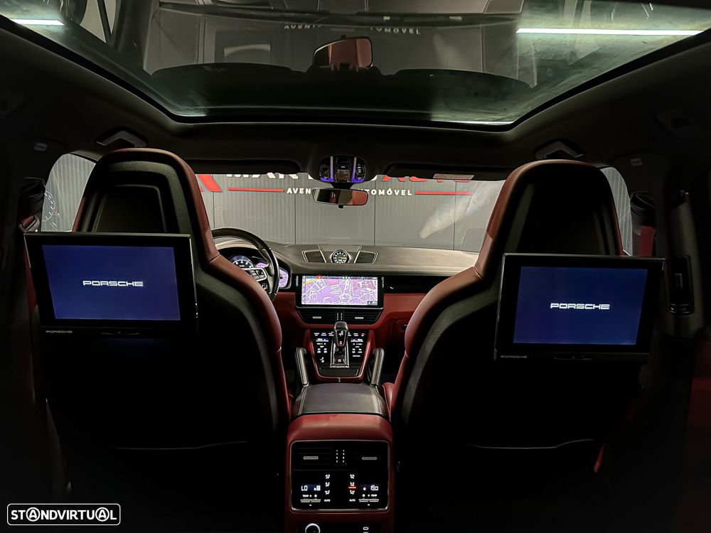 Porsche Cayenne Coupé E-Hybrid Platinum Edition - 15