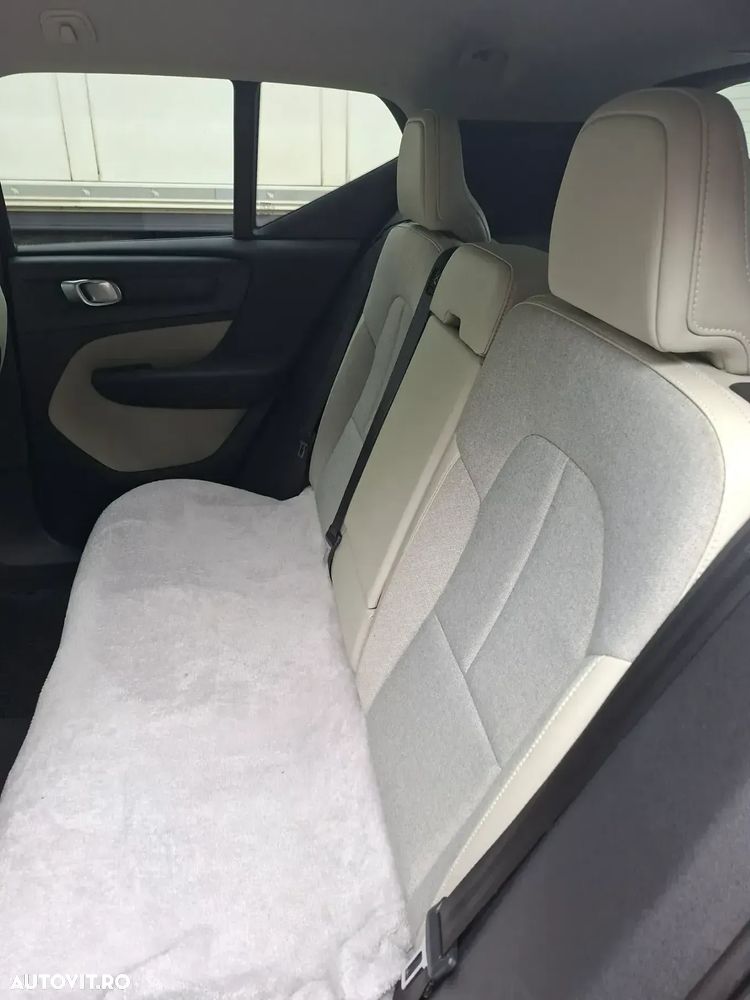 Volvo XC 40 D3 AWD Momentum Pro - 13