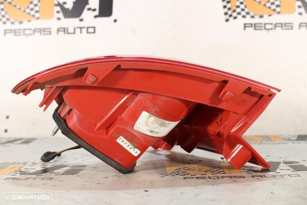 Farolim Esquerdo Seat Leon (1P1)  Farolim Esquerdo Do Chassi Seat Leon - 6