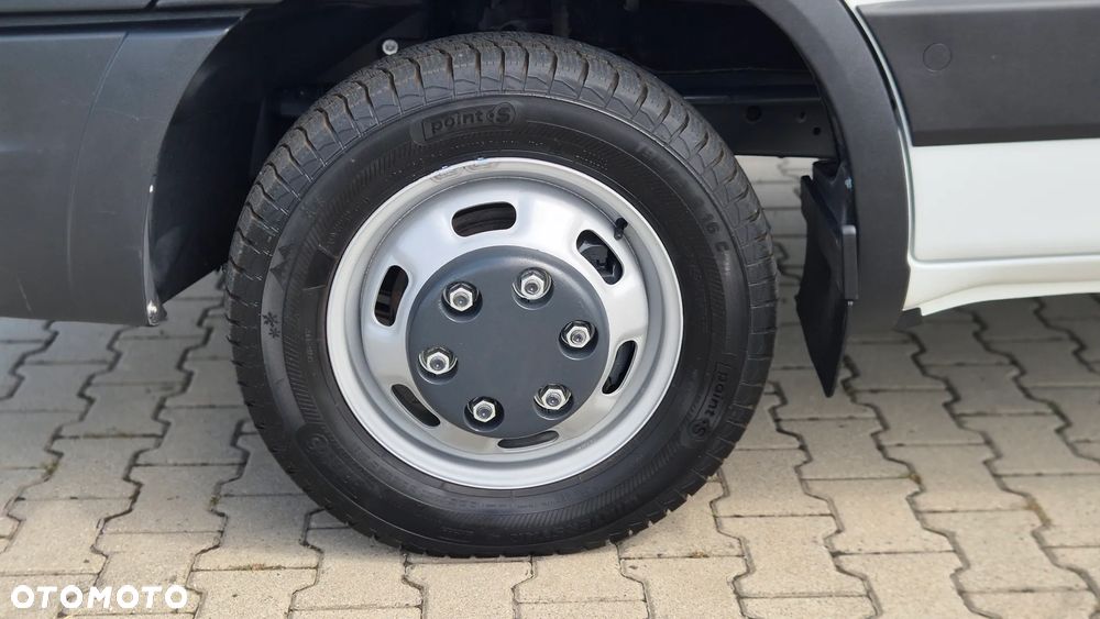 Iveco DAILY - 33