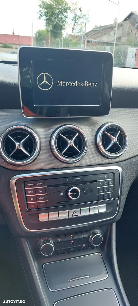 Mercedes-Benz CLA 180 d 7G-DCT - 9