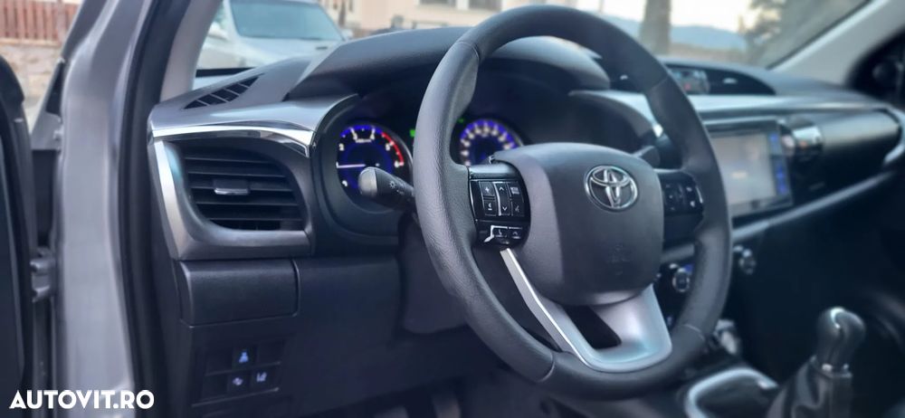 Toyota Hilux - 6