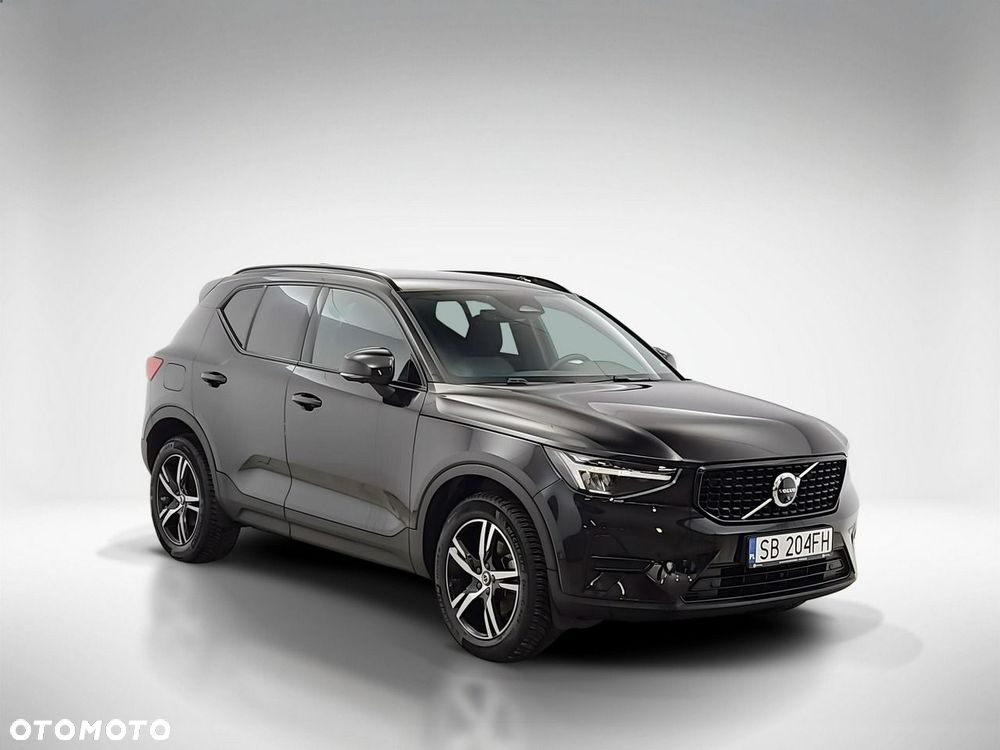 Volvo XC 40 B3 Plus Dark - 8