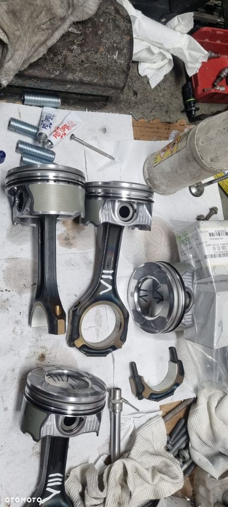 Mercedes-Benz GL - 23