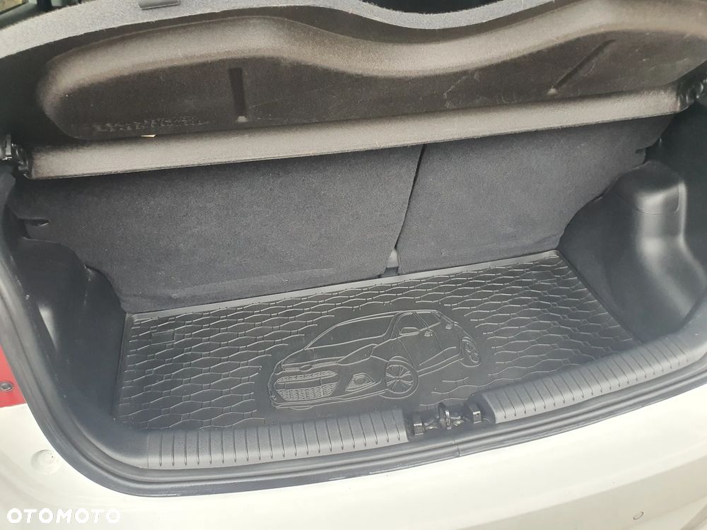 Hyundai i10 1.2 Passion Plus - 30