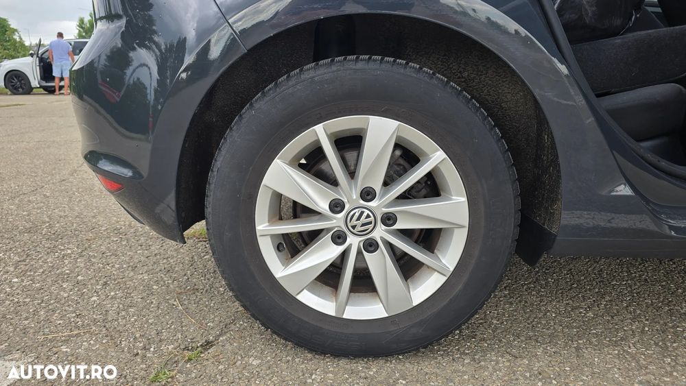 Volkswagen Golf 1.6 TDI BMT Comfortline - 13