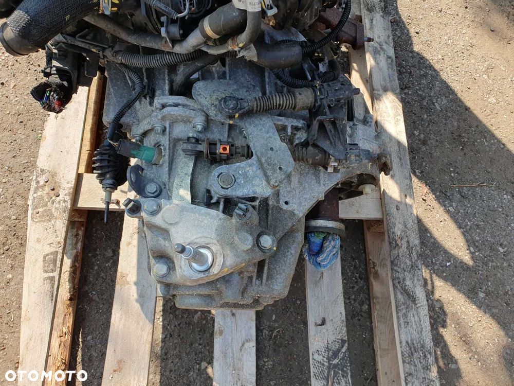 SKRZYNIA BIEGÓW DACIA 1.3 TCE KOD CMTX26 18540R
