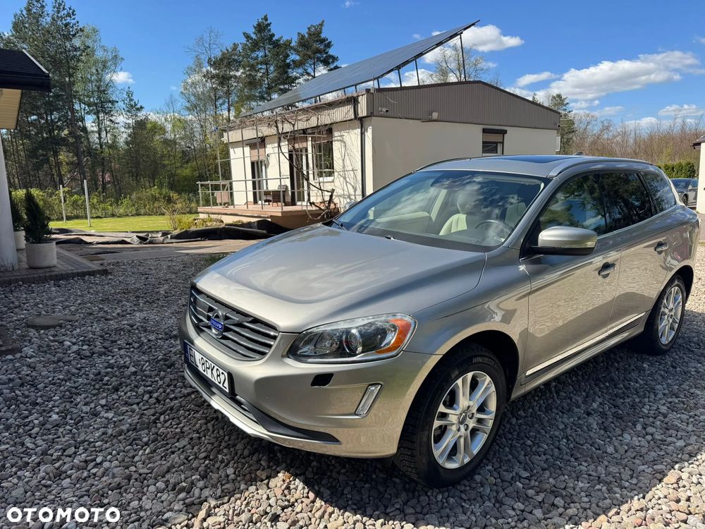 Volvo XC 60 - 1