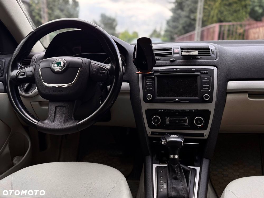 Skoda Octavia 1.8 TSI Elegance DSG - 6
