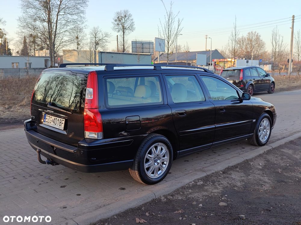 Volvo V70 D Summum - 8