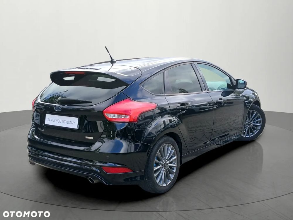 Ford Focus 1.5 EcoBoost ST-Line - 3