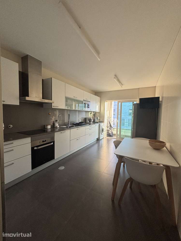 Apartamento T3 no cais da fonte nova - Grande imagem: 4/17