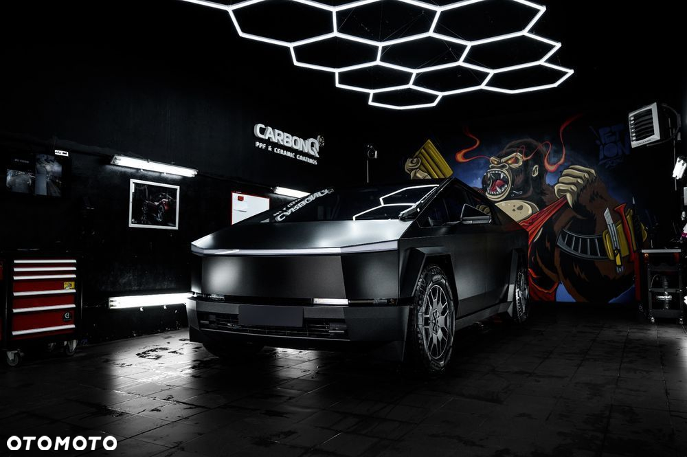 Tesla Cybertruck - 3