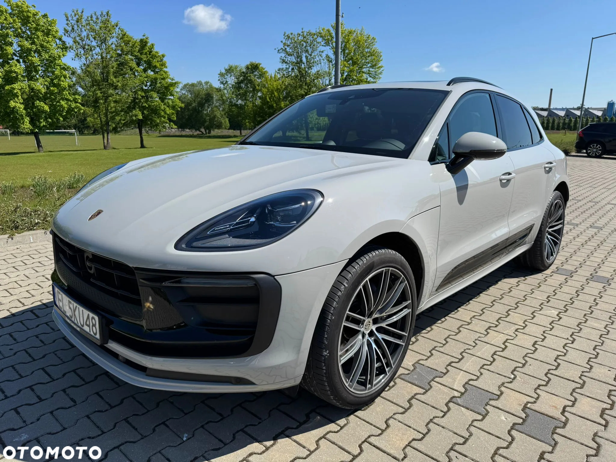 Porsche Macan T - 6