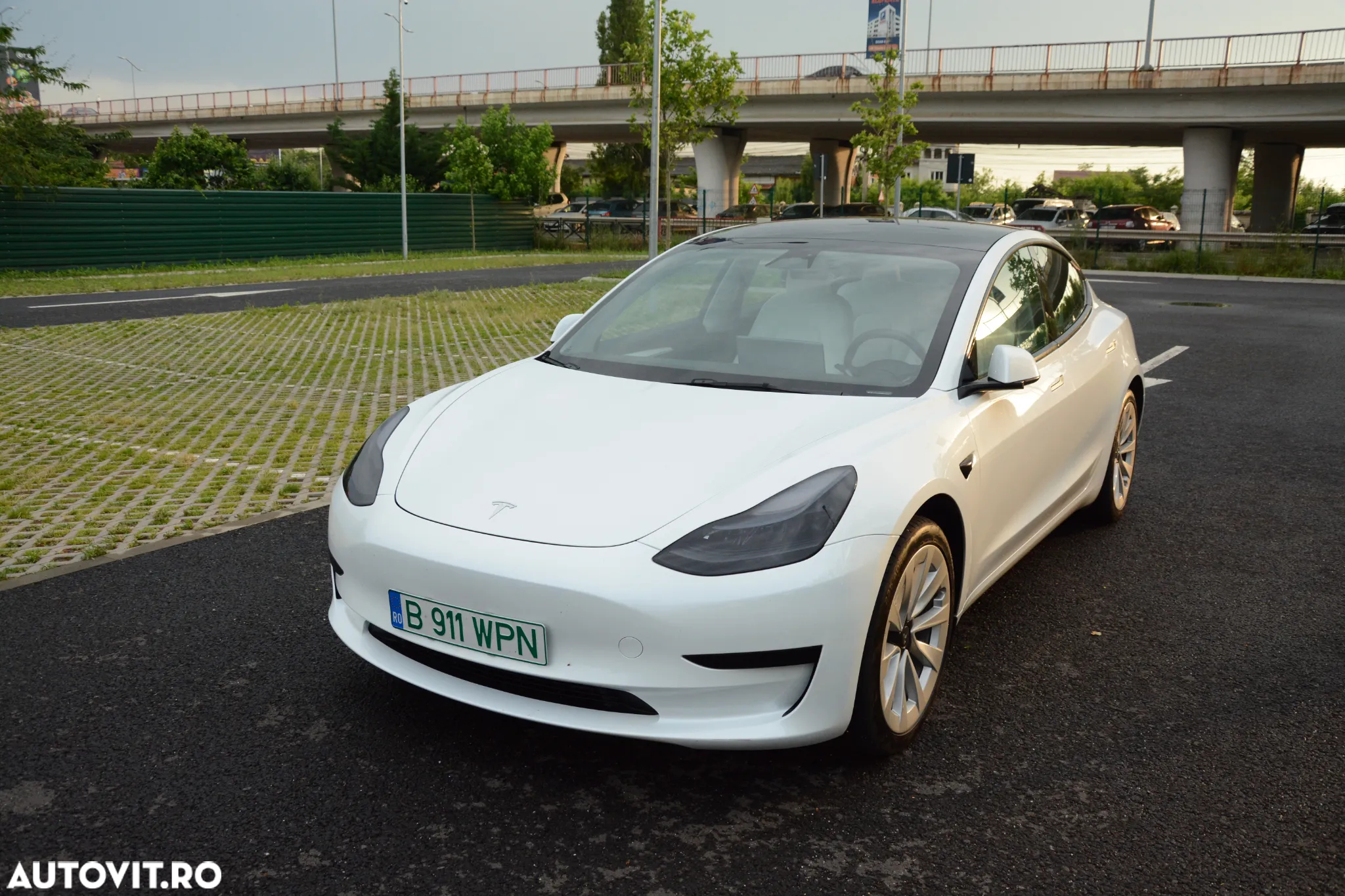 Tesla Model 3 Standard - 2
