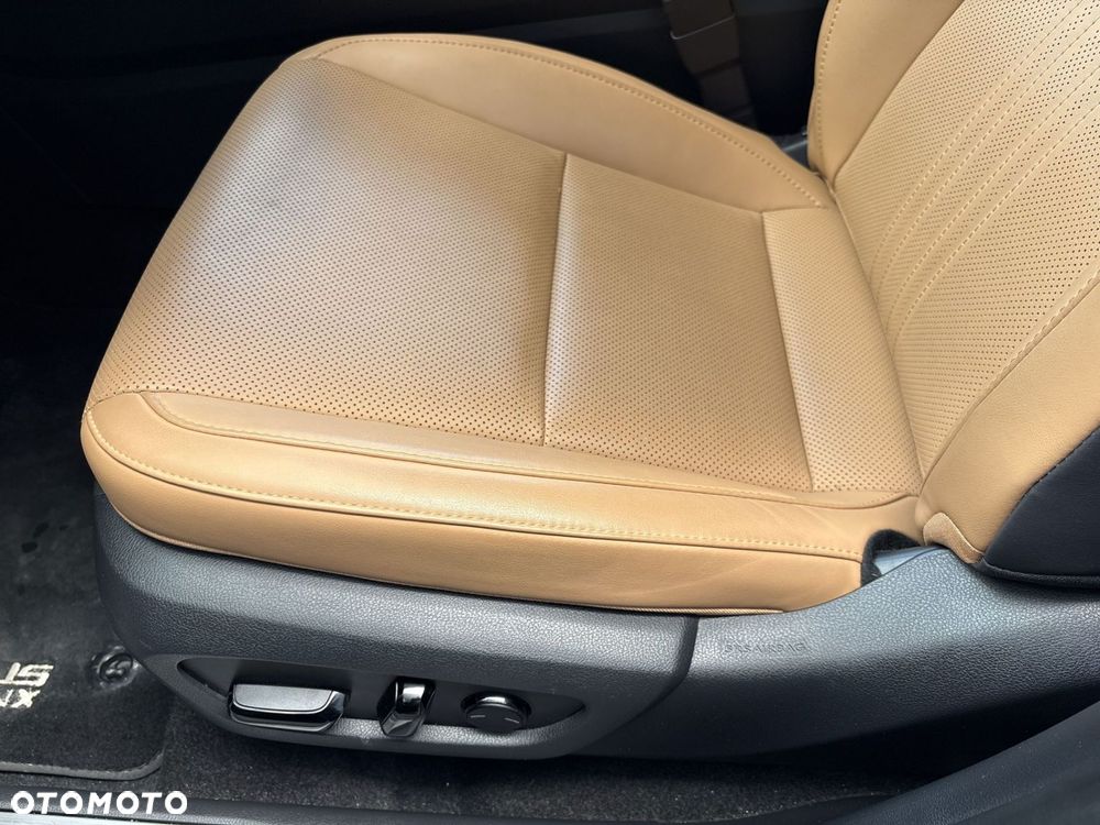 Lexus NX - 12