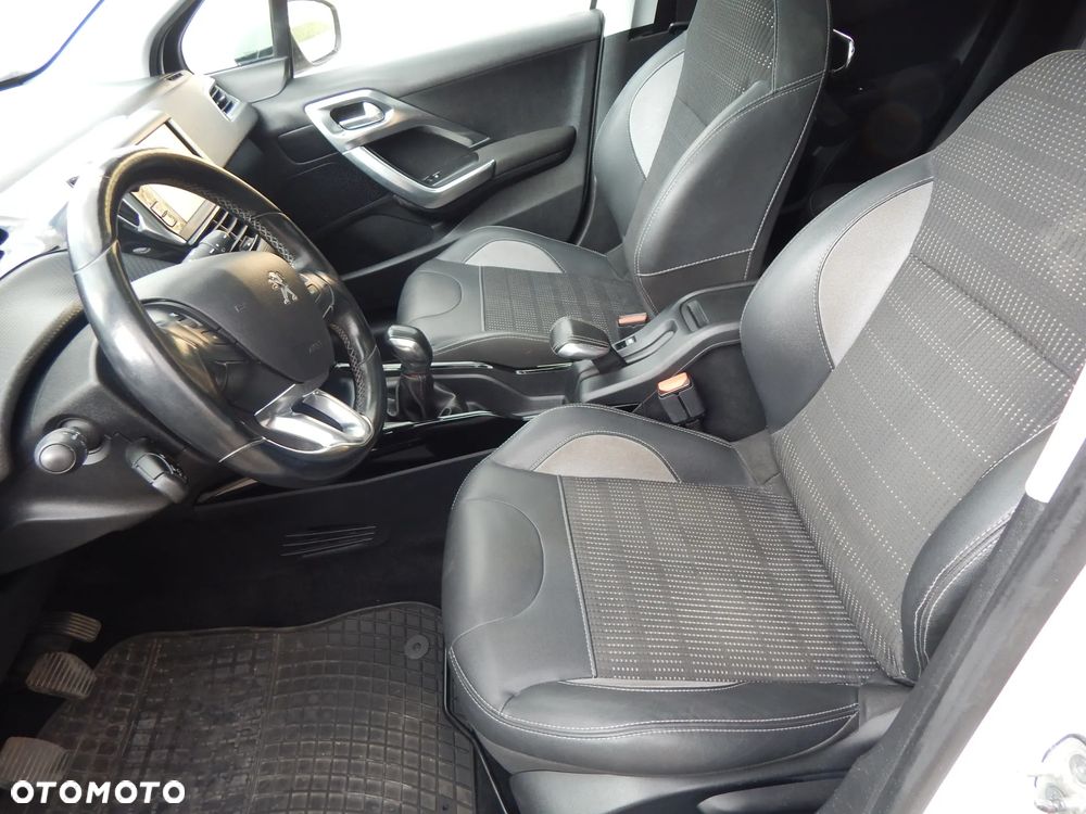 Peugeot 2008 PureTech 110 Stop&Start Crossway - 15