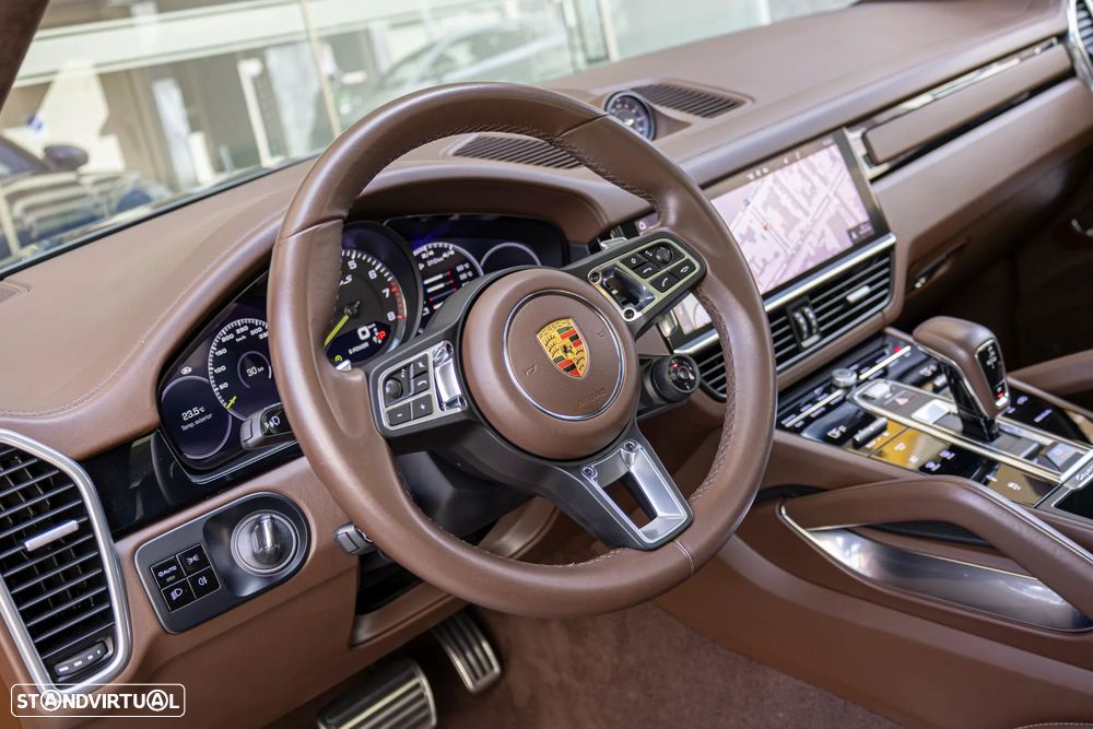 Porsche Cayenne Coupé Turbo S E-Hybrid Tiptronic S - 11