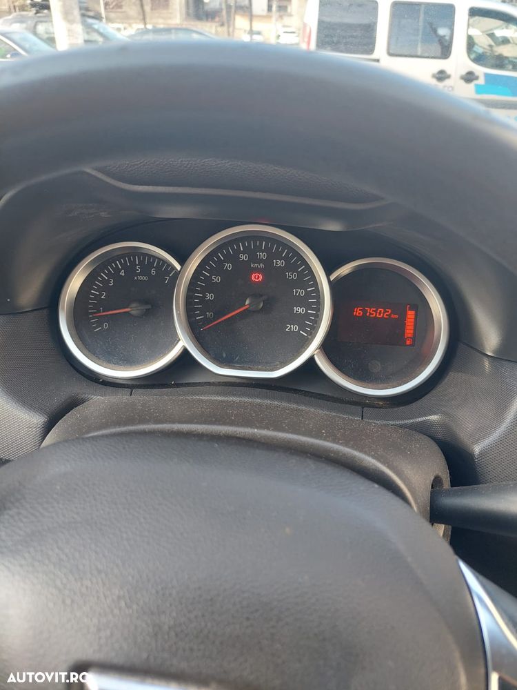 Dacia Duster 1.5 dCi 4x2 Ambiance - 6