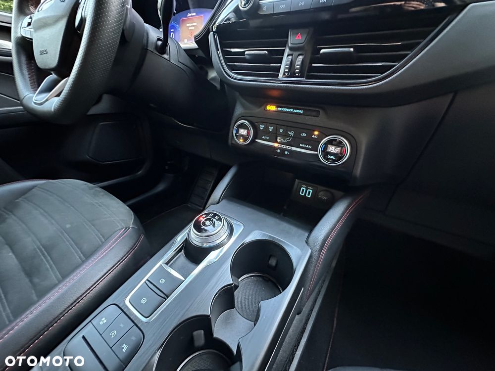 Ford Kuga 1.5 EcoBlue FWD ST-Line X - 15