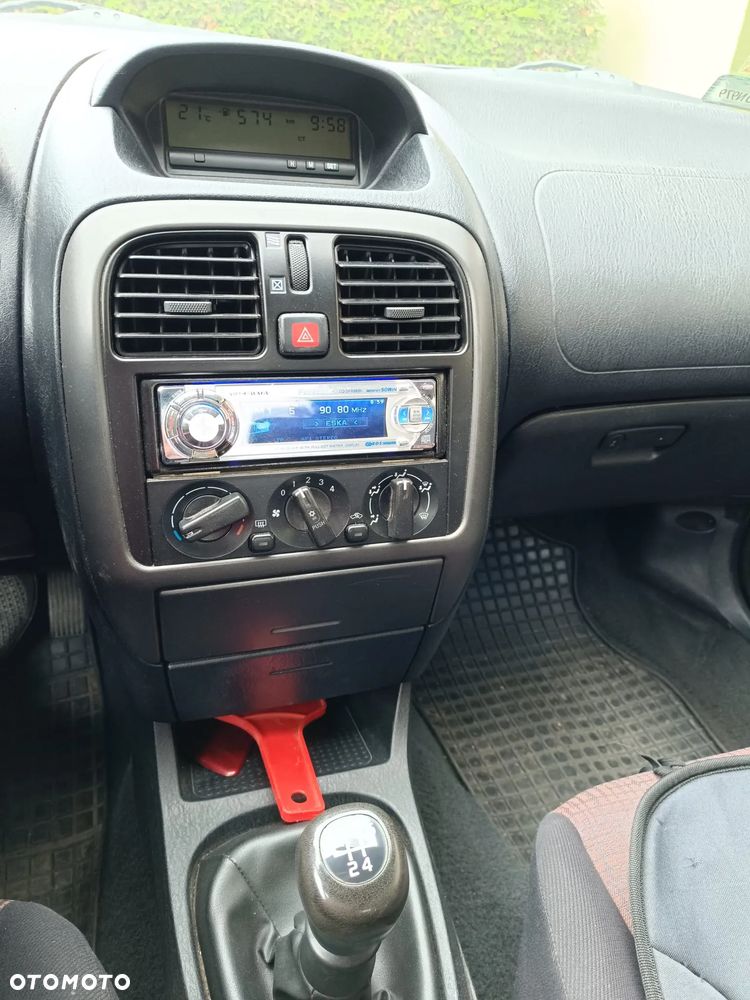 Mitsubishi Carisma 1.6 Classic - 1