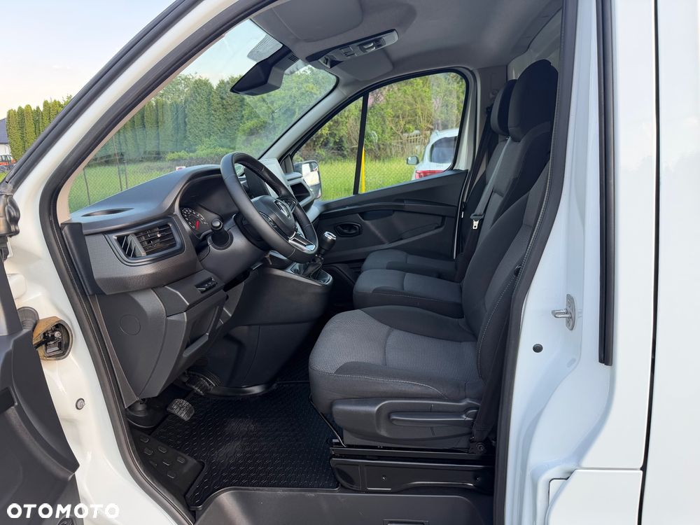 Renault Trafic - 14