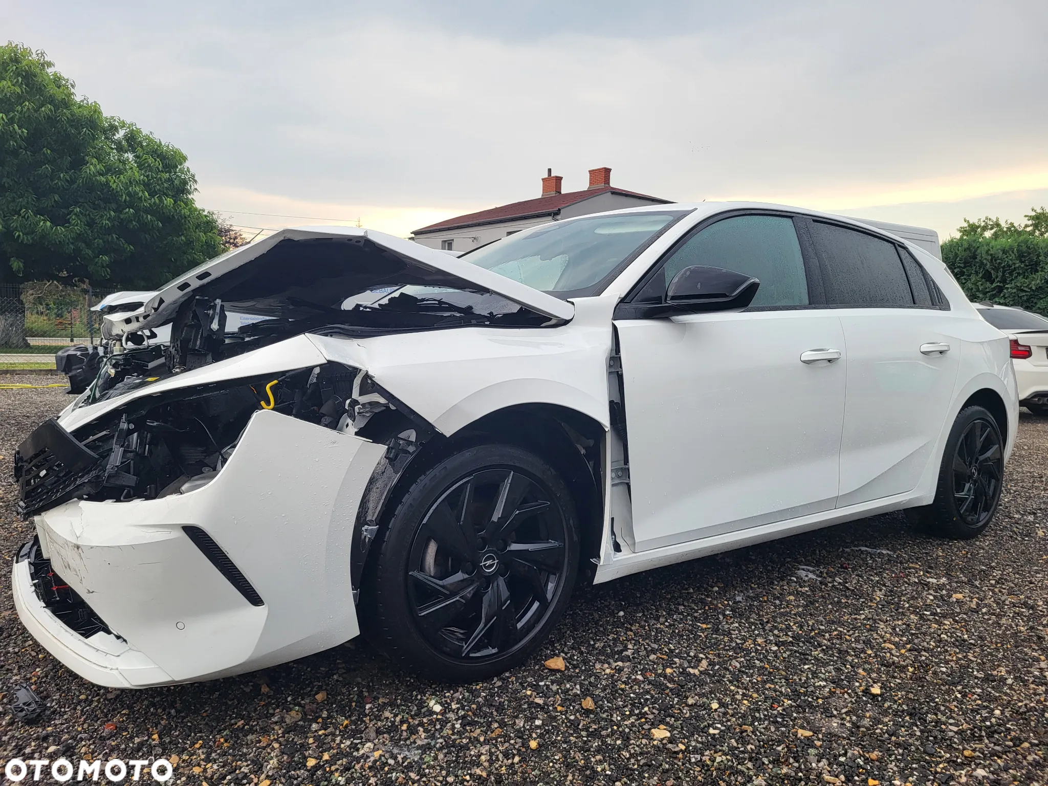Opel Astra 1.2 Turbo Enjoy - 4