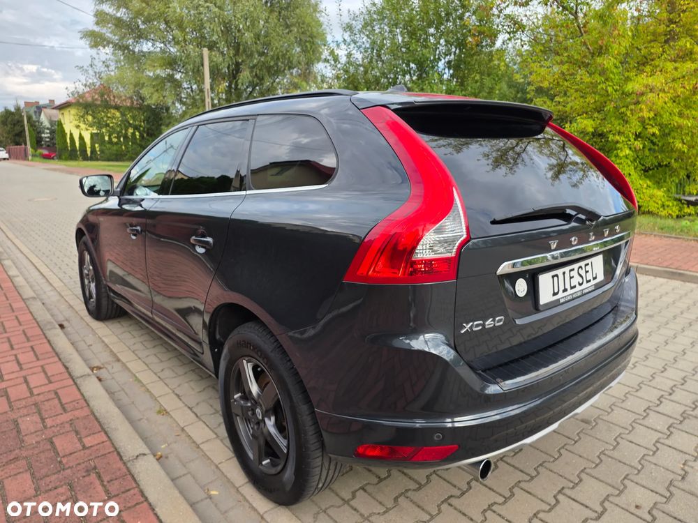 Volvo XC 60 D3 Drive-E Momentum - 10