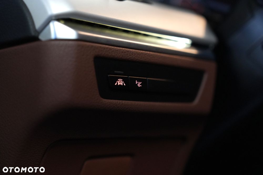 BMW 5GT 520d - 12